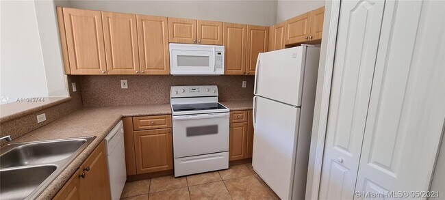 Foto del edificio - 2903 SE 17th Ave