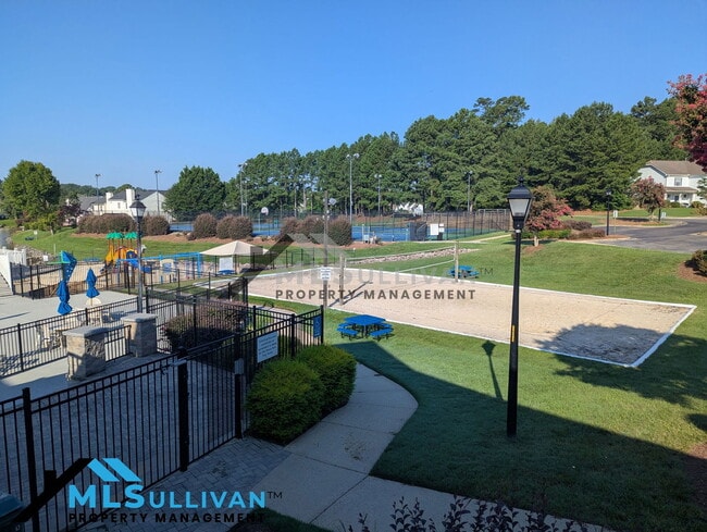 Building Photo - 4101 Grove Ridge Dr