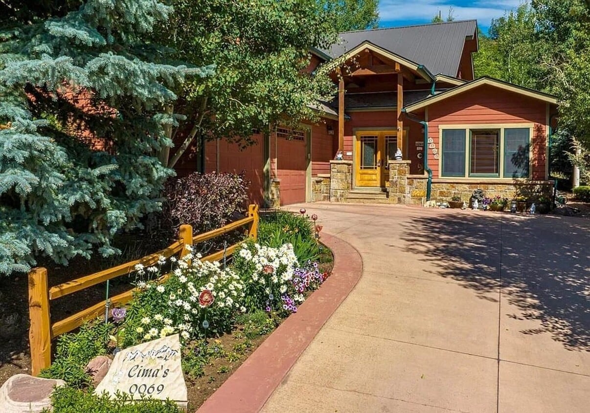 Primary Photo - Peaceful Glenwood Living – 3BR/2.5BA Townhome