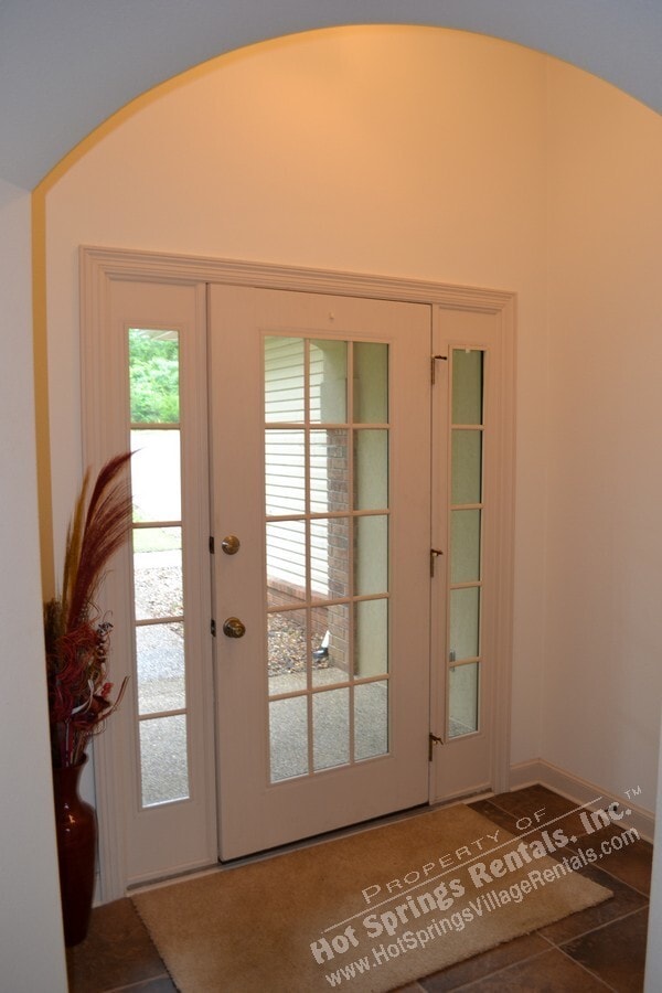 Building Photo - Isabella Golf Course  Home | Furnished