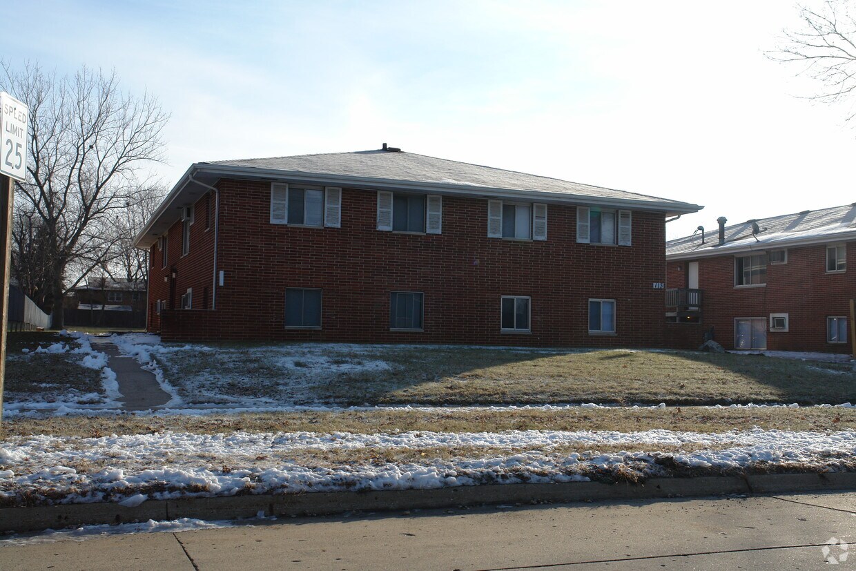 Foto principal - 113 NW College Ave