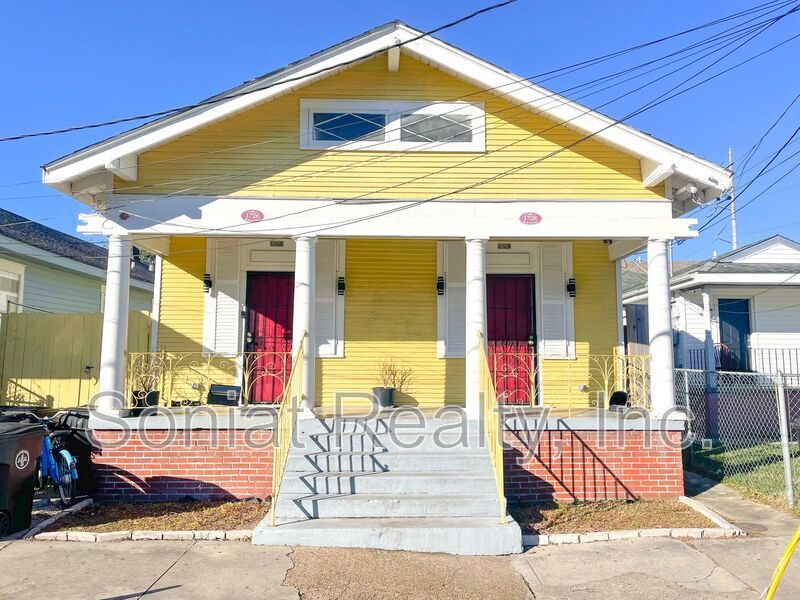 Photo - 1728 Mandeville Street