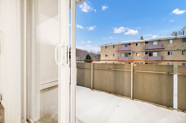 Interior Photo - West Creek Apartments