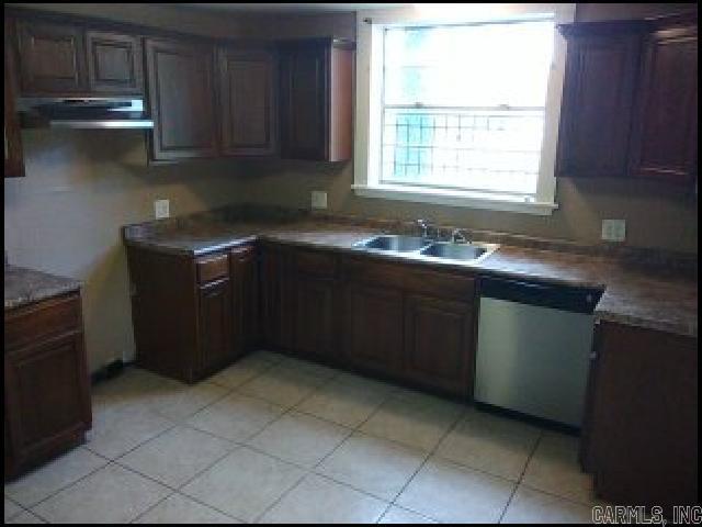 Foto del edificio - 5412 Young Rd