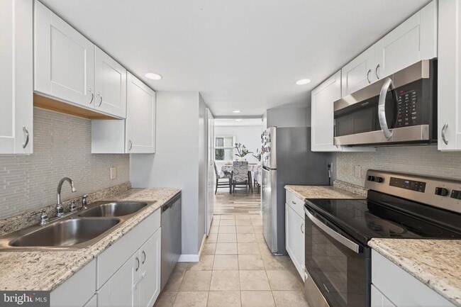 Building Photo - 12462 Skipper Cir