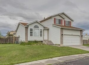 Building Photo - 2930 Dunsmoore Way