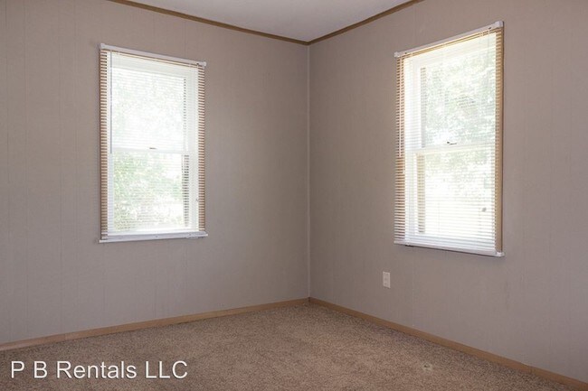Building Photo - 3 br, 1 bath House - 904 SW 29th Street