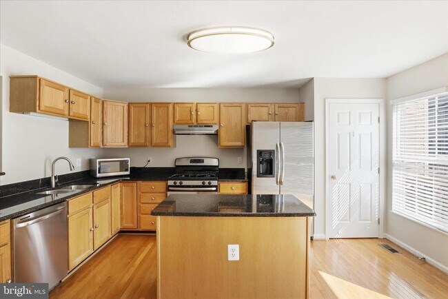 Foto del edificio - 7719 Markham Grant Ln