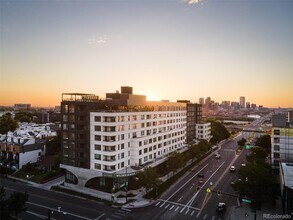 Building Photo - 1521 Hooker St