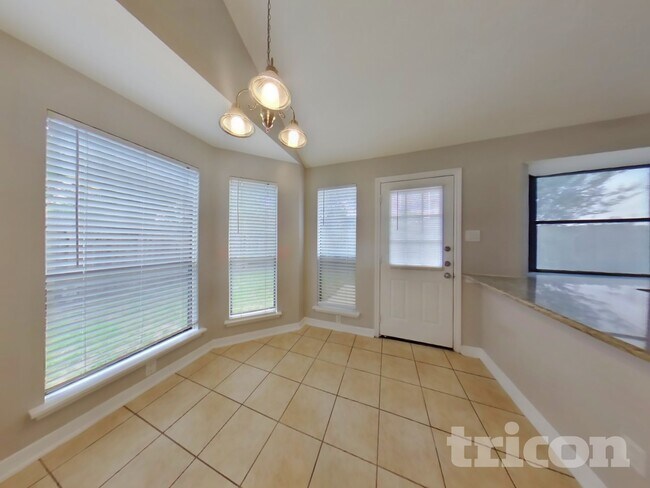 Foto del edificio - 13822 Cantwell Dr