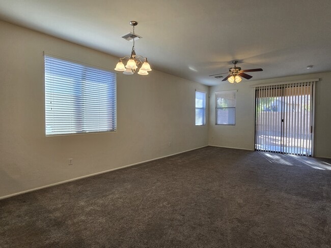 Foto del edificio - 3303 S Lakeside Ridge Loop