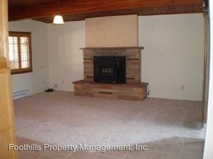 Building Photo - 3685 E Rimrock Dr