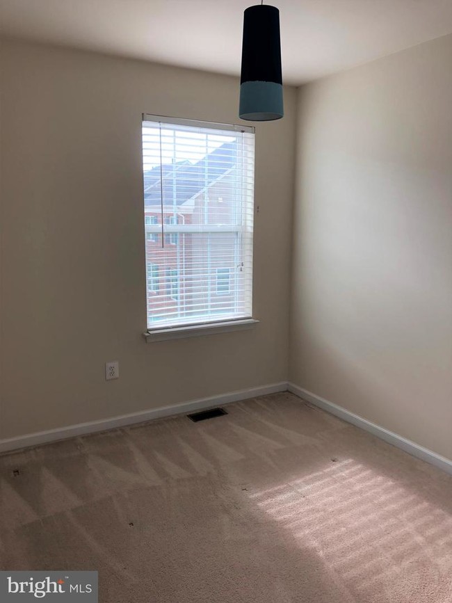 Foto del edificio - 7118 Beaumont Place