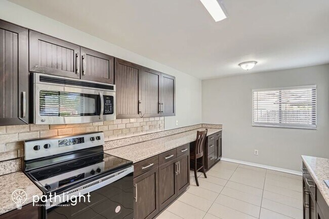 Building Photo - 632 Boniview Ln