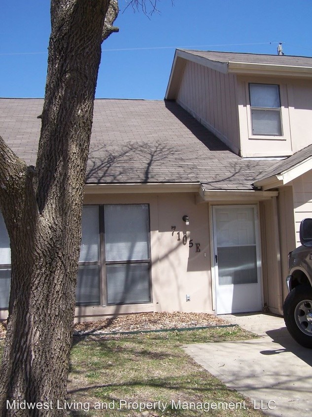 Foto principal - 7105 Fulton Rd