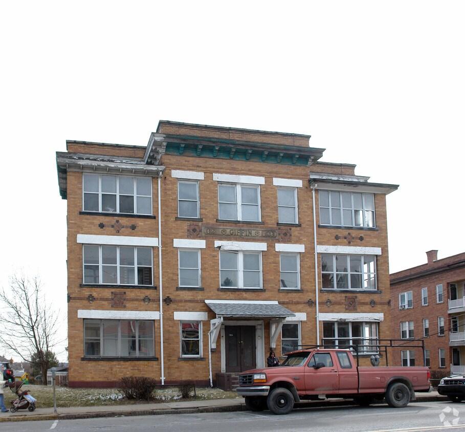 Building Photo - 621 Brownsville Rd