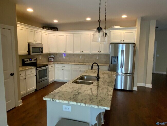 Foto del edificio - 111 Fawn Forest Dr