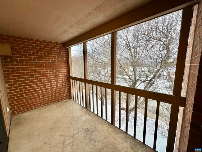 Building Photo - 110 Turtle Creek Rd