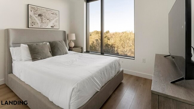 Building Photo - 632 Howard Rd SE