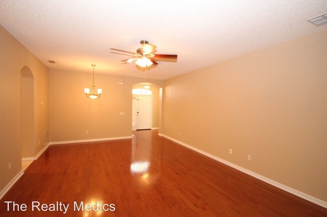 Building Photo - 5812 Stafford Springs Trl