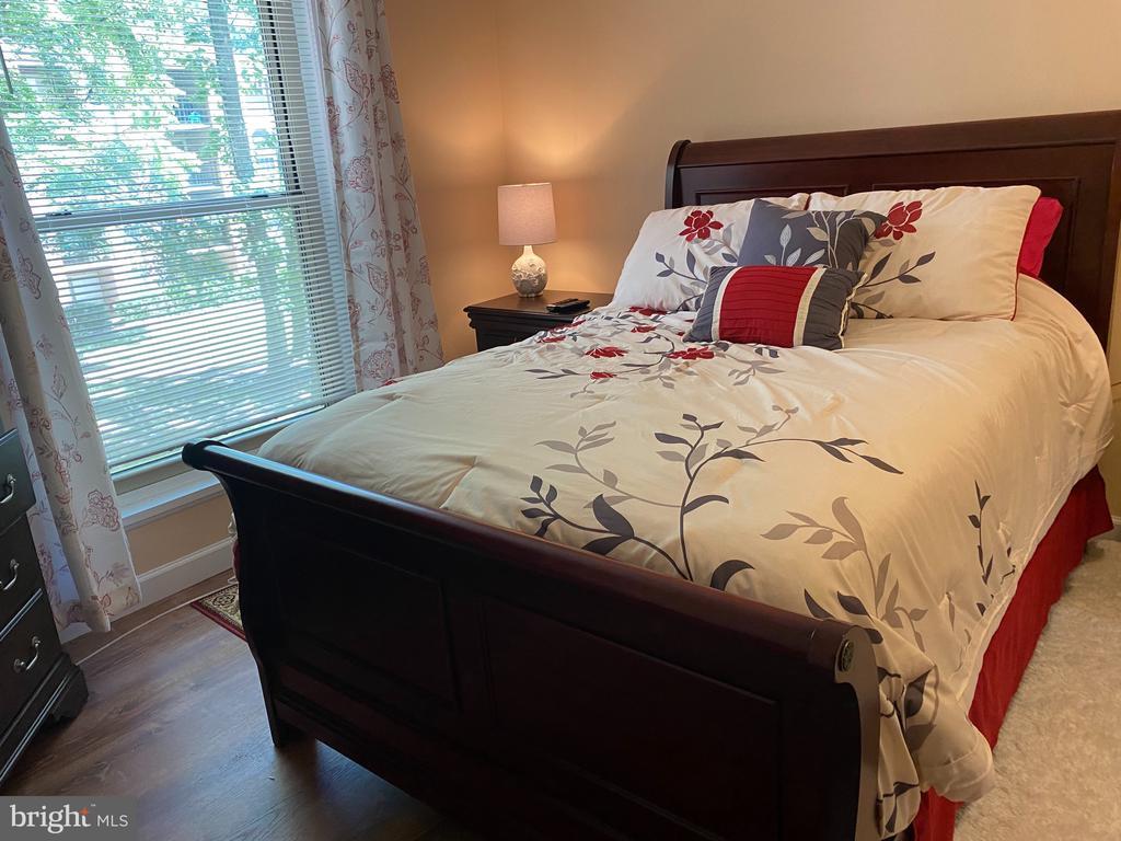 Foto principal - 3352 Woodburn Rd