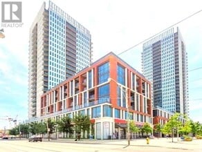 Building Photo - 170-2170 Sumach St