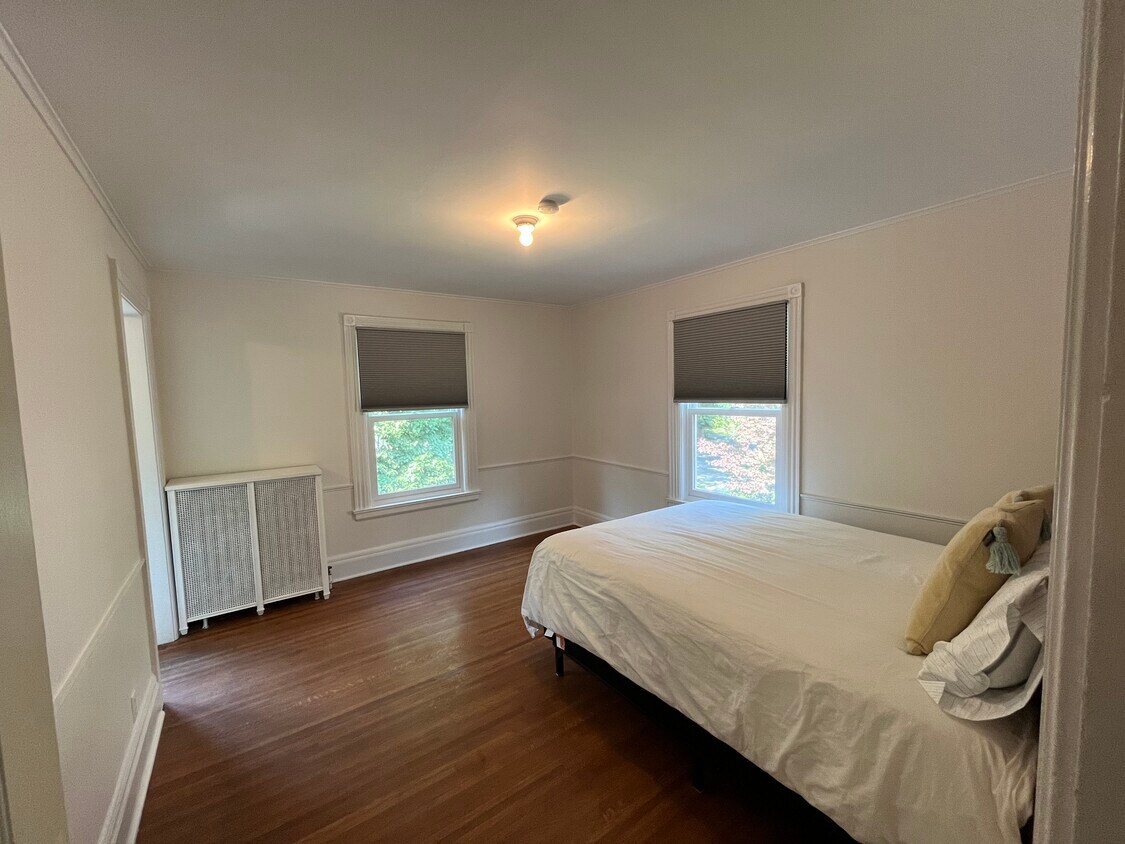 94 Barrington St, Rochester, NY 14607 House for Rent in Rochester, NY