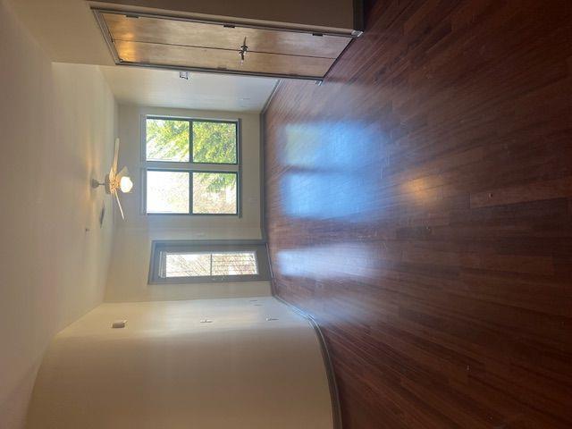 Foto del edificio - 898 Oak St SW