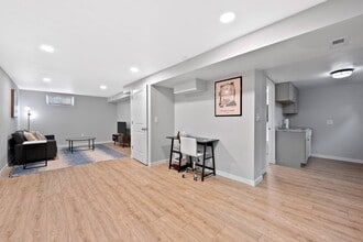 Building Photo - 1351 S Patton Ct