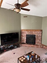 Building Photo - 173 Highland Dr