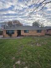 Building Photo - 5616 Grassy Ridge Trail