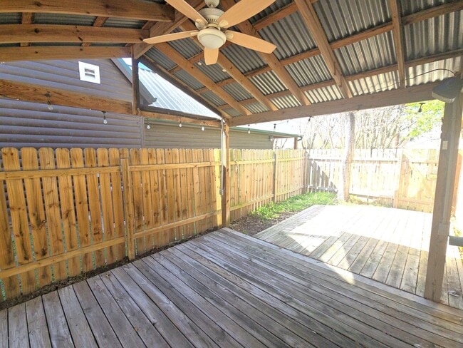 Foto del edificio - 409 Commerce St