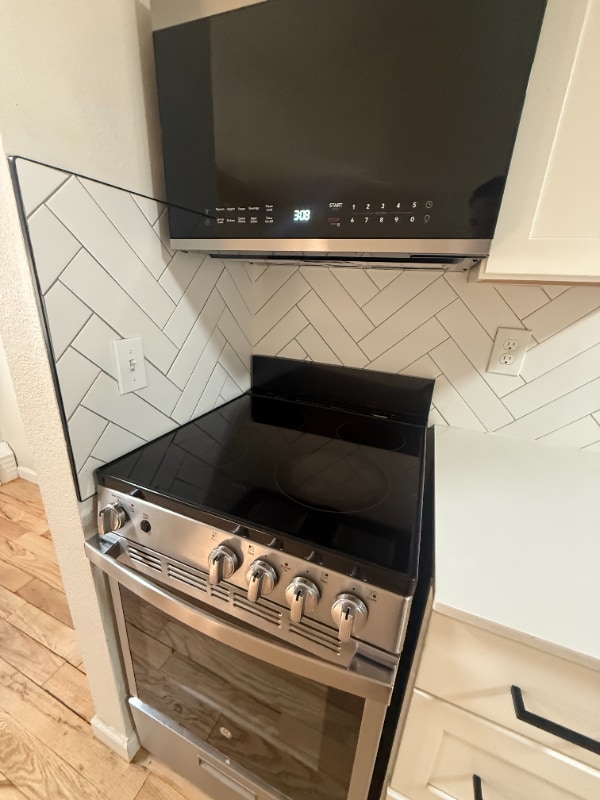 Building Photo - 331 Sherman St