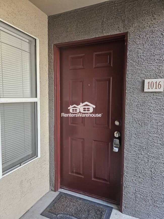 Foto del edificio - $300.00 move in special. Beautiful 1-bedroom, 1-bathroom condo