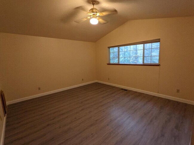 Building Photo - 3491 Gold Ridge Trail