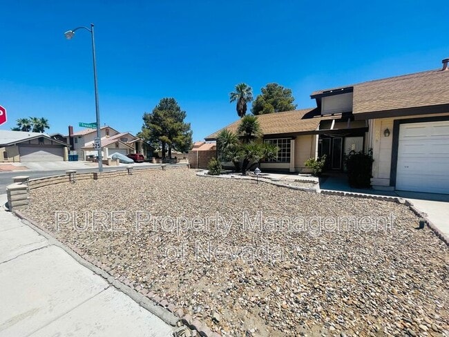 Building Photo - 6649 Wayburn Way