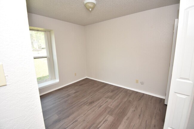 Foto del edificio - 3-2-1 Duplex Pflugerville