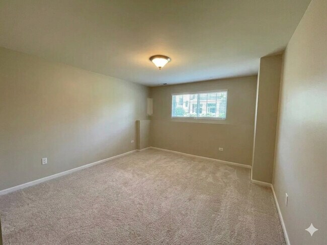 Foto del edificio - 2889 Henley Ln