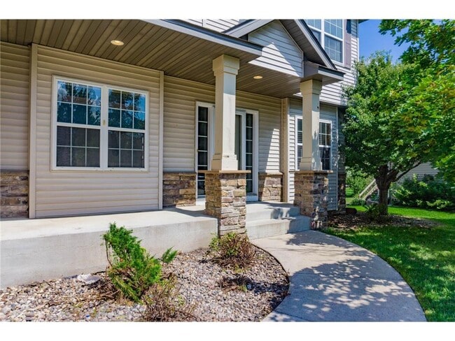 Building Photo - 1216 S Windmill Creek