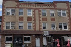 Primary Photo - 3244 Oak Park Ave