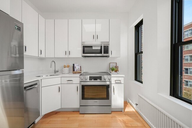 Building Photo - 107 Jersey St