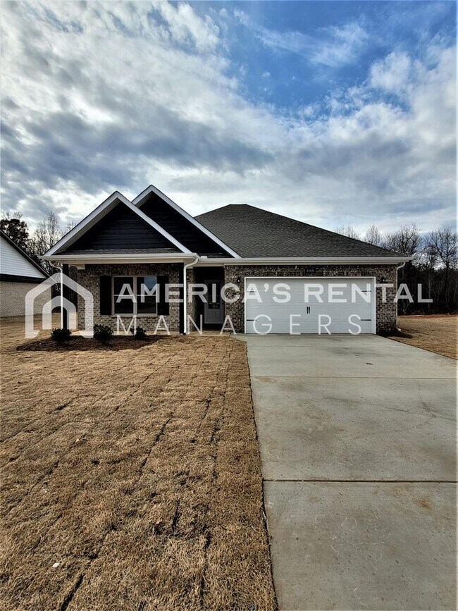 Foto del edificio - Home for Rent in New Market, AL!!! Available to View Now! Sign a 13 Month Lease by 11/30/25 to re...