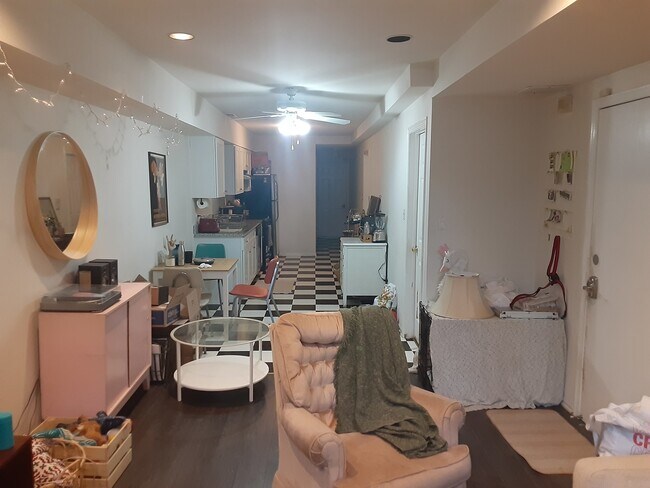 Foto del edificio - 1433 W Walton St