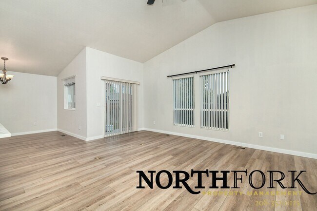 Foto del edificio - Beautiful 2-Bedroom Home in Star, ID – Quiet Cul-de-Sac Location