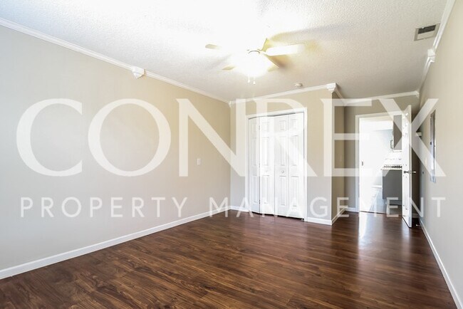 Building Photo - Adorable 4 Bedroom Ranch