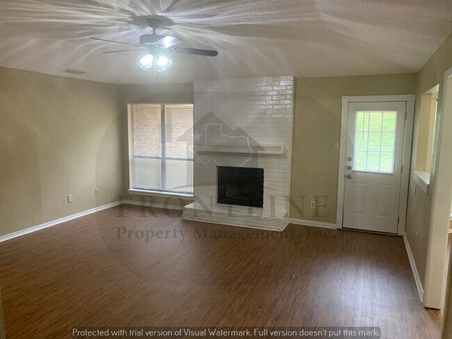 Building Photo - 511 Shore Dr