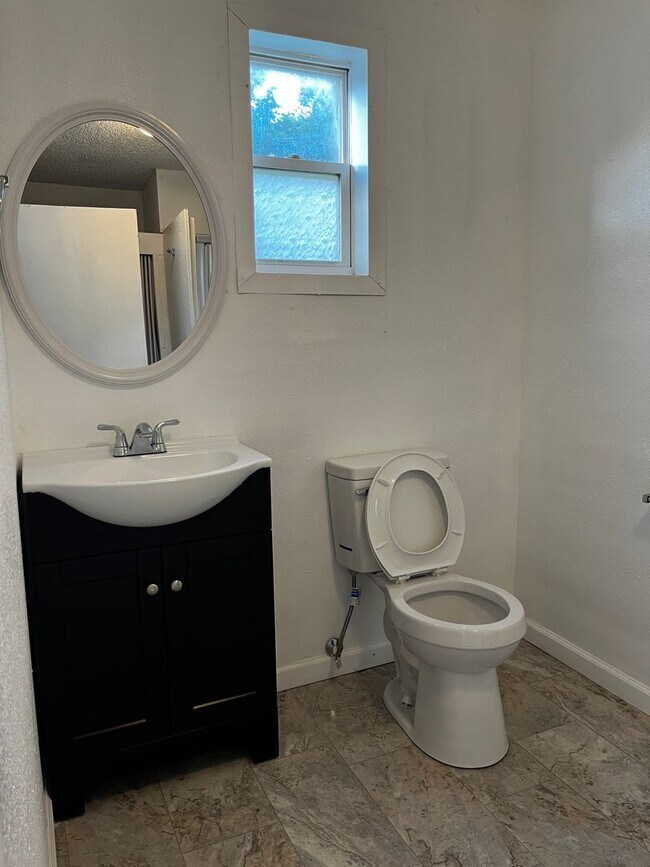 Foto del edificio - 520 S Scenic Ave