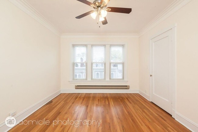 Foto del edificio - 2512 N Lincoln Ave