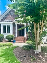 Building Photo - 407 Chandler Grant Dr