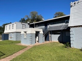 Building Photo - 1825 Bayou Rd